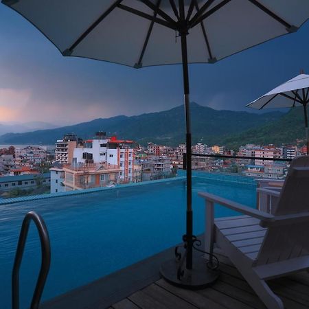 Aabas Pokhara By Barahi Hospitality Hotel Екстериор снимка