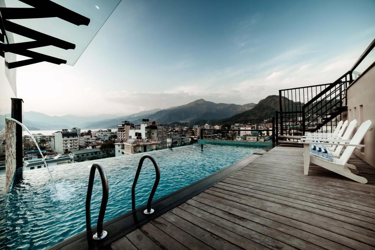 Aabas Pokhara By Barahi Hospitality Hotel Екстериор снимка