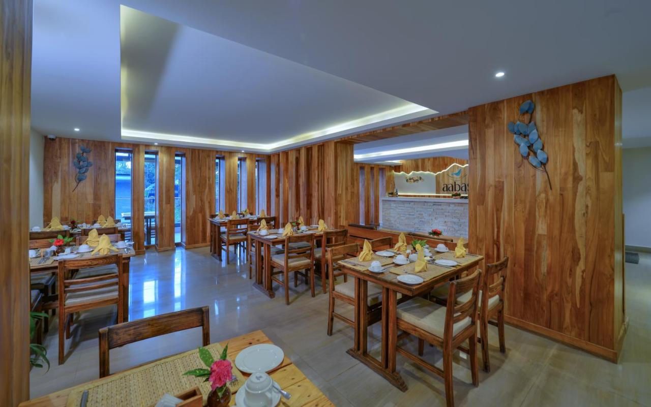 Aabas Pokhara By Barahi Hospitality Hotel Екстериор снимка